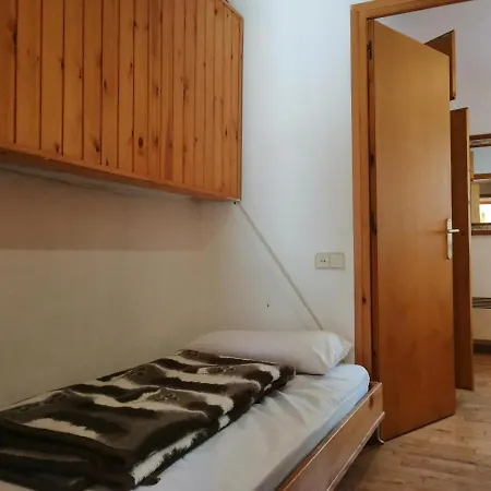 Apartment Con Terraza Y Jardin Besiberri 1